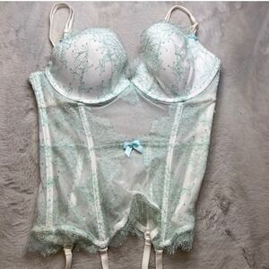 Victoria's Secret Bustier Corset Womens 34D White Mint Green Lace Excellent Bows